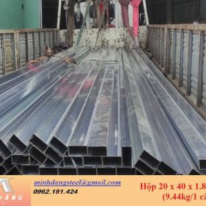 Thép hộp đen/mạ kẽm 20x40x1.8x6000